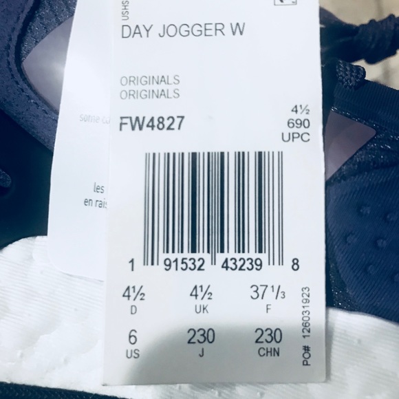 🎈Sold🎈adidas New! DAY JOGGER ORIGINALS Women’s - Picture 15 of 16